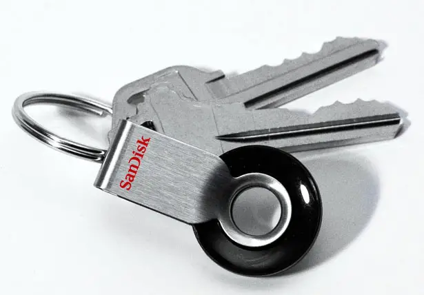 SanDisk Cruzer Orbit USB Flash Drive Features 360-Degree Swivel Design