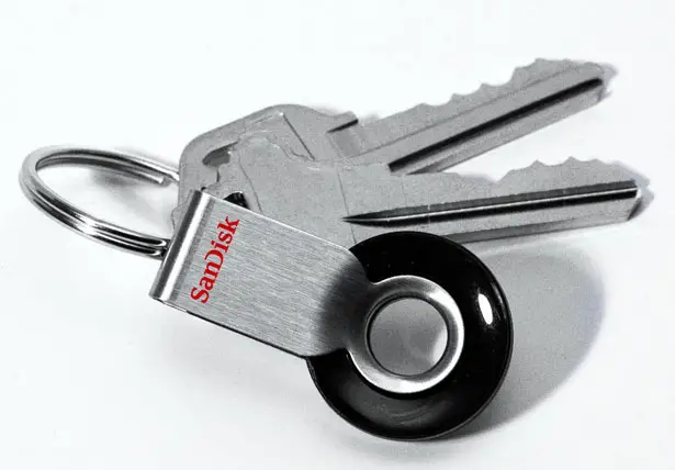 SanDisk Cruzer Orbit USB Flash Drive