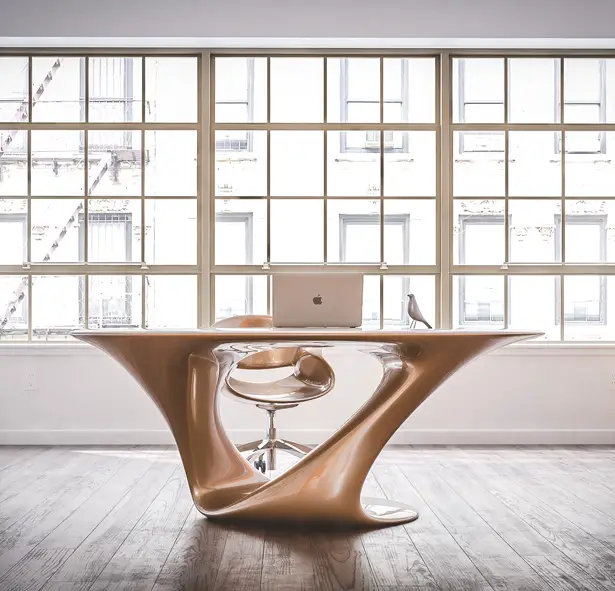 Shra Desk by Nuvist