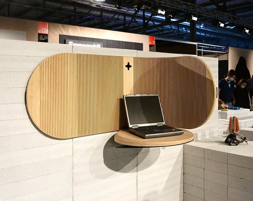 Sipario Multifunctional Wall to Create Public/Private Workspace