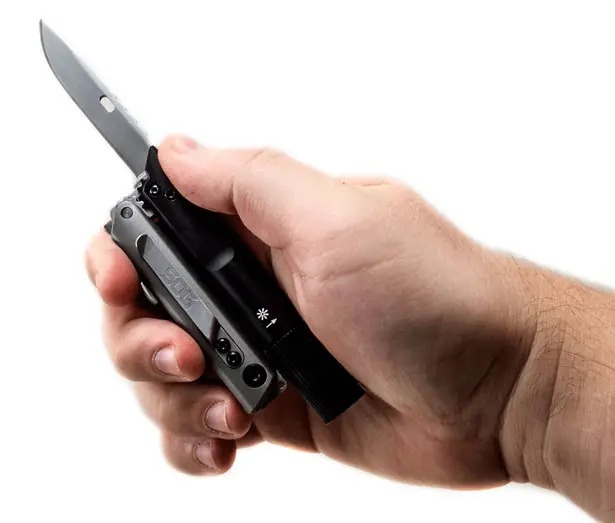 SOG Baton Q2 Urban Multi-Tool