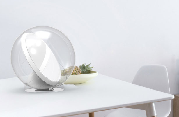 Solenica Lucy Smart Adaptive Mirror by Diva Tommei, Alessio Paoletti, and Mattia di Stasi