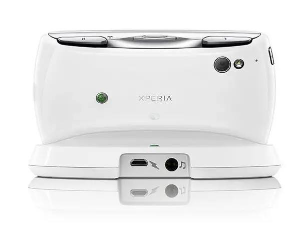 Sony Ericsson Xperia Play in White