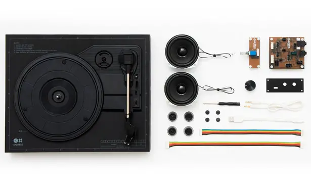 Spinbox Cardboard Box Turntable : No Complicated Setup Needed!