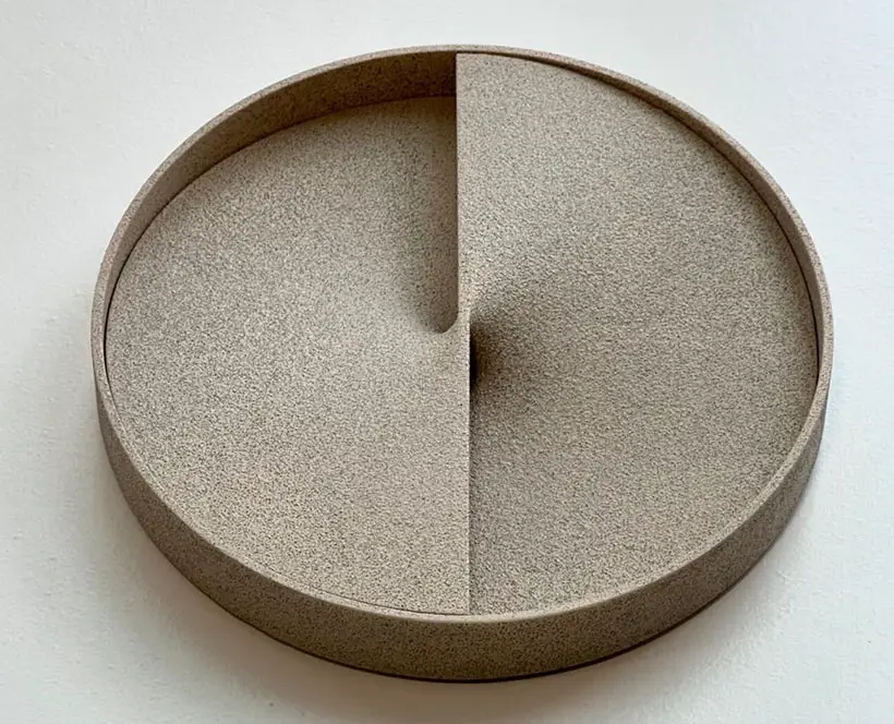Spiral Storage Tray by Ping-Lun Chung