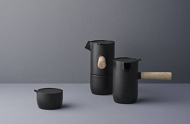 Stelton Collar Espresso Maker for Design-Conscious Coffee Connoisseurs