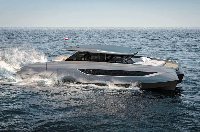 Sunreef 55 Ultima Hybrid Yacht