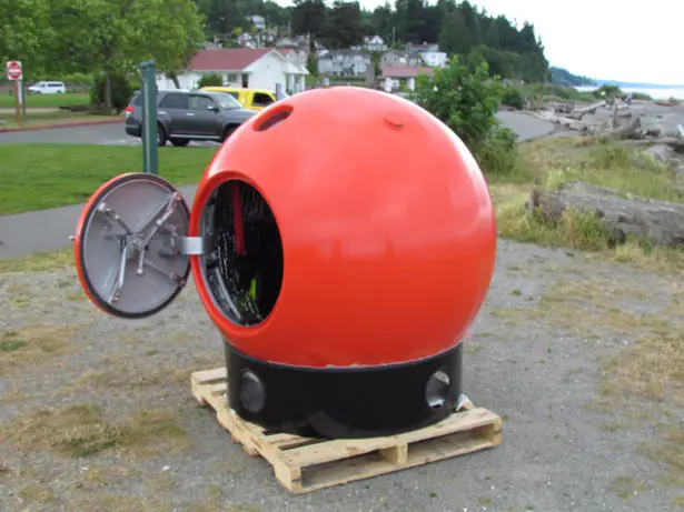 Survival Capsule to Survive from Tsunami