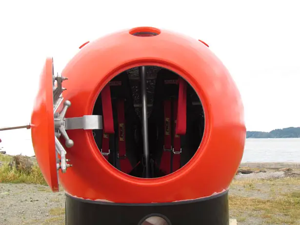 Survival Capsule to Survive from Tsunami