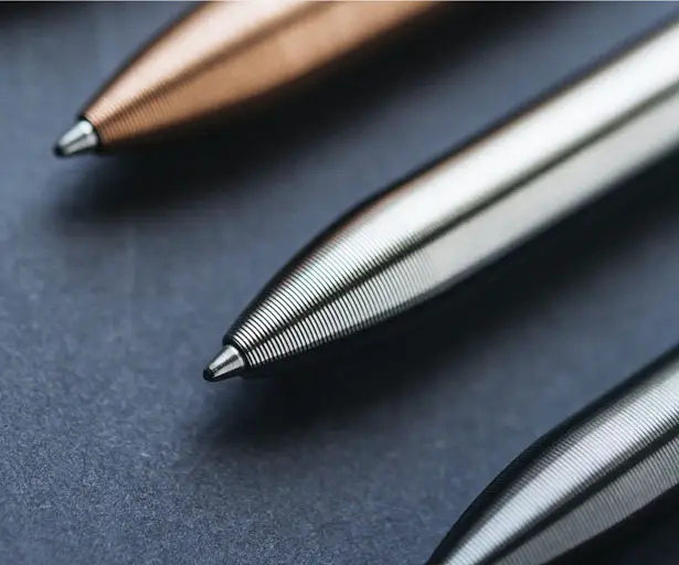 Writing with Tactile Turn Bolt-Action Pen Can Be Addictive