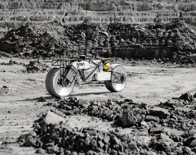 Tardigrade - Futuristic World's First Moon Concept Motorcycle