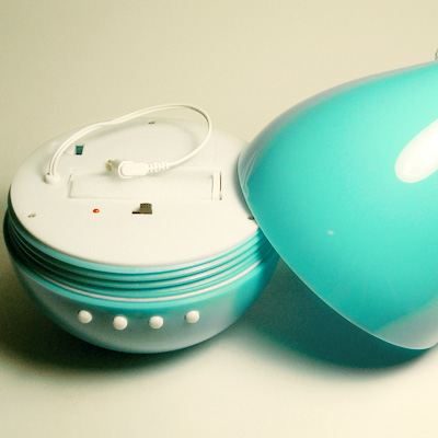 teardrop bathroom iPod speakers