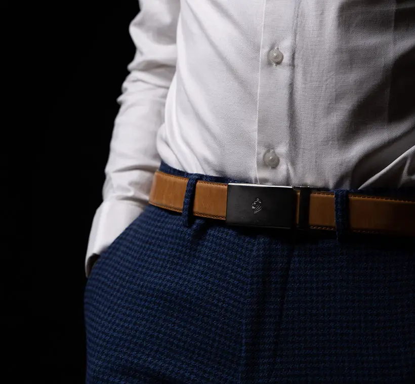 Tech Belt Opens With a Simple Press of a Button