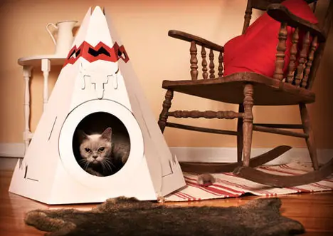 Teepee : A Modern Cat House Made Of Cardboard