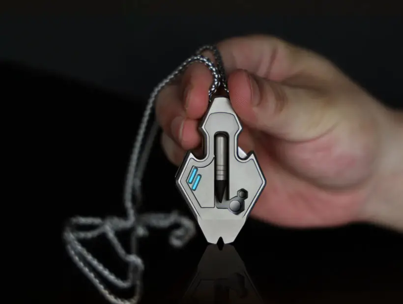 The Flounder 2.0 - A Reliable 13-in-1 Titanium EDC Multitool Pendant