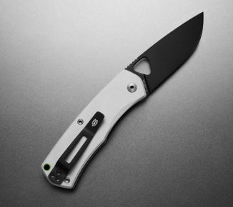 The James Brand The Folsom Straight Pocket Knife Features Ergonomic Body in Simple Form