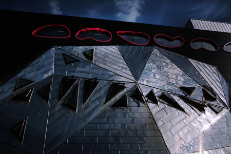 the public art building by will alsop