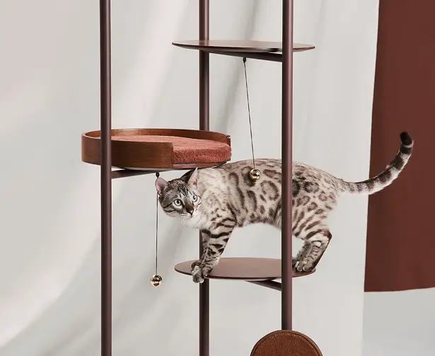 Three Poles Cat Tower by Jiyoun Kim and Hannah Lee