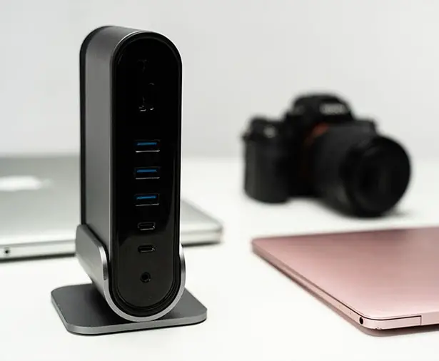 TitanHub Offers Practical USB-C Laptop Docking Station