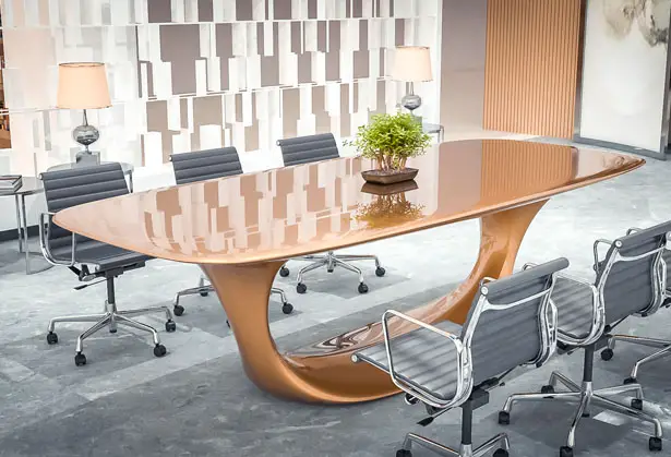 Tobia Desk - Modern Curvaceous Office Desk by Nüvist