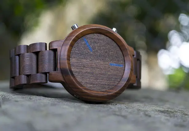 Tokyoflash Kisai Blade Wood Link LED Watch