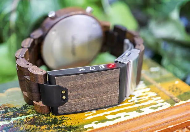 Tokyoflash Kisai Blade Wood Link LED Watch