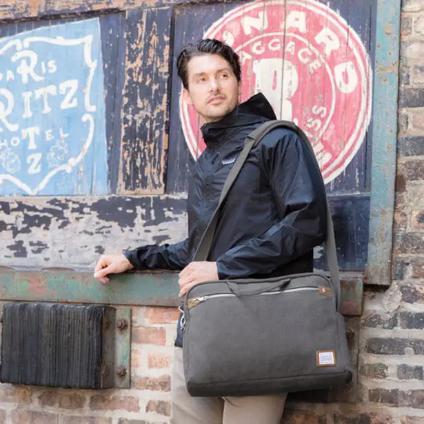 Travelon Anti-Theft Heritage RFID-Blocking Messenger Bag