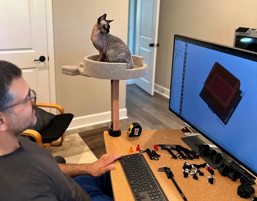Trek Style Elevated Cat Bed Allows Your Feline Friend To Supervise Your Work