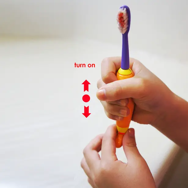 Ttone Interaction Toothbrush by Nien-Fu Chen