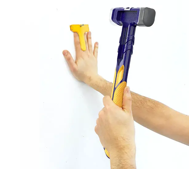 Tuk Multifunctional Hammer by Modum Design