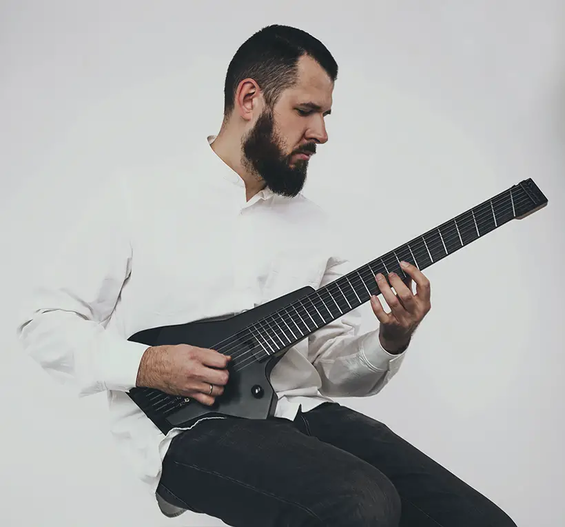 Type V Travel Electric Guitar by Vladimir Shorin