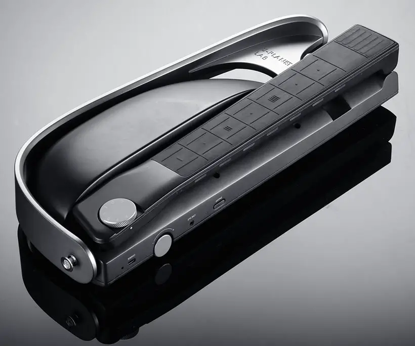 U-Lab 001 Foldable Smart Guitar by inDare Design Strategy Limited