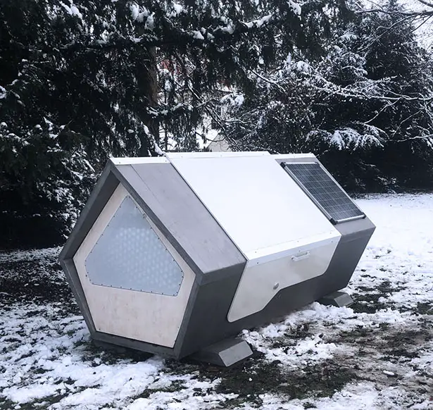 Ulmer Nest - a Solar Powered Pod for Homeless People in Winter