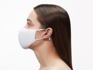 UNIQLO AIRism 3D Mask Features Stitchless Design for Softer Touch on Your Skin