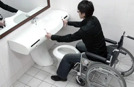 universal toilet