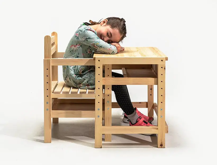 UP Adjustable School Furniture Set by Mu-En Lin