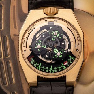 URWERK UR-100 Gold Edition “FIGHT – C19” Watch Helps Fight Covid-19