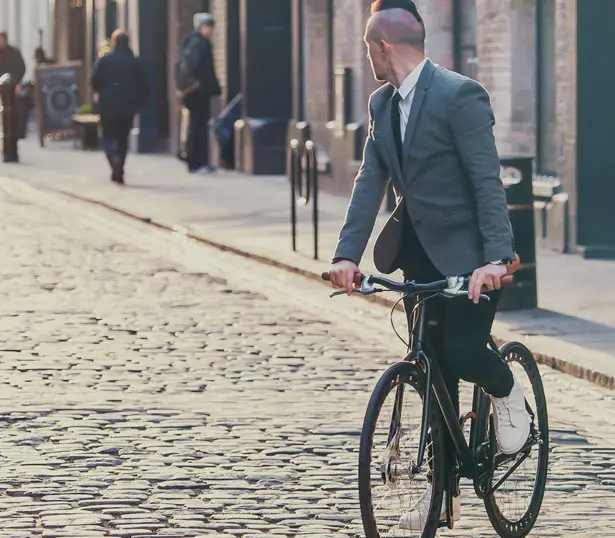 Urbanized Bicycle Features Airless Tires for Big City Living