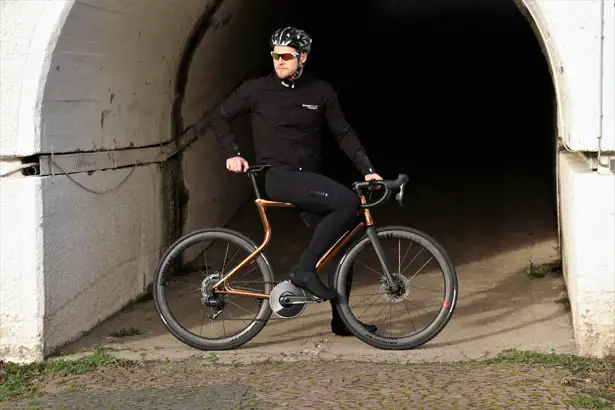 Urwahn Bikes x Schmolke Carbon High-end Racing Bike