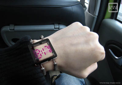 vain watch, transparent watch