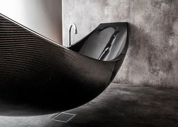 Vessel Bathtub by Splinter Works