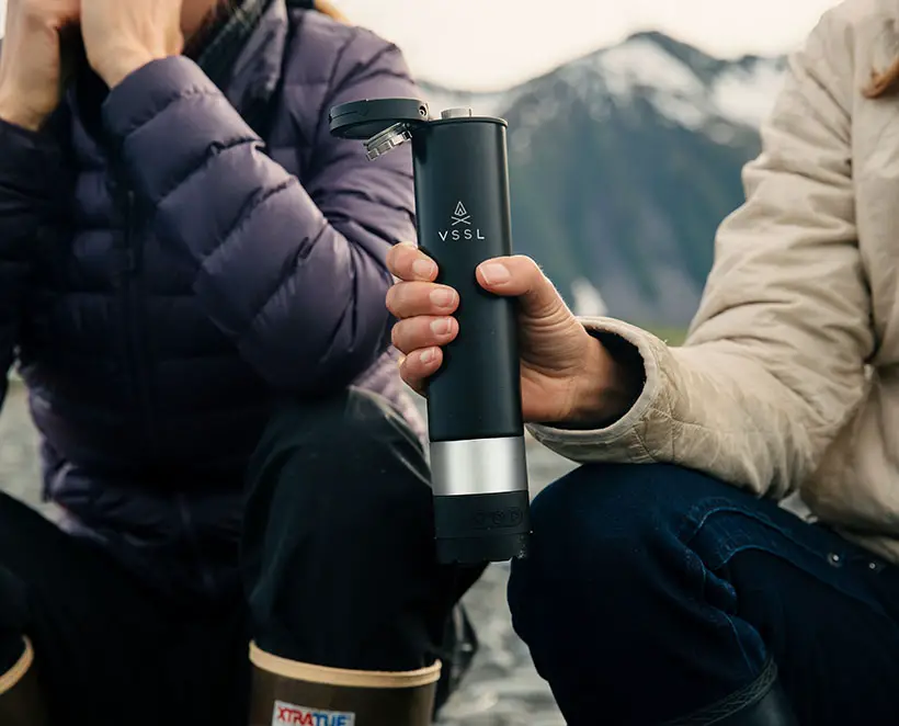 VSSL Insulated Flask with Bluetooth Speaker