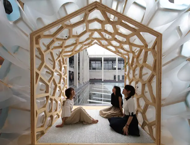 Porous Manifold Japanese Tearoom by Ryumei Fujiki and Yukiko Sato