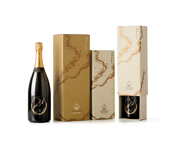Il Mosnel QdE 2012 Sparkling Wine Label and Pack by Laura Ferrario - Italy