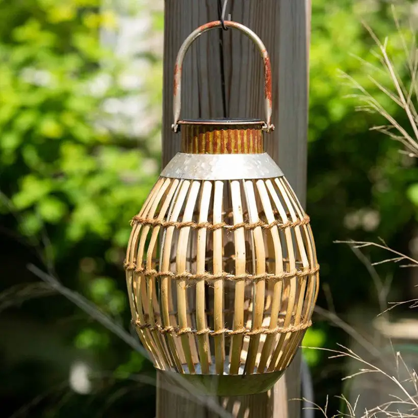 Wicker Solar Powered LED Outdoor Lantern