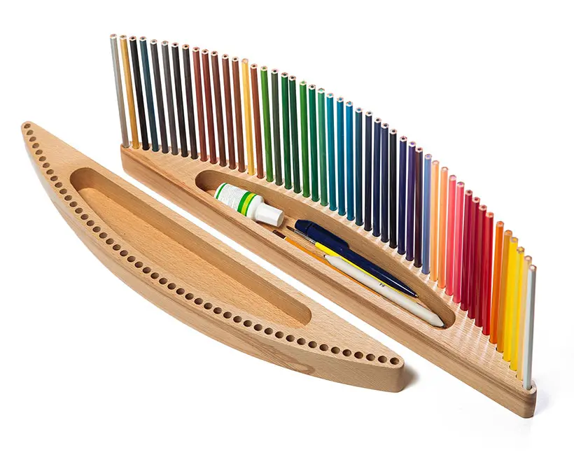 Clean Your Desk Clutter With Wooden Colored Pencils Holder for Designers