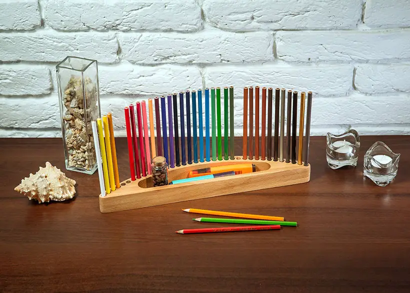 Clean Your Desk Clutter With Wooden Colored Pencils Holder for Designers