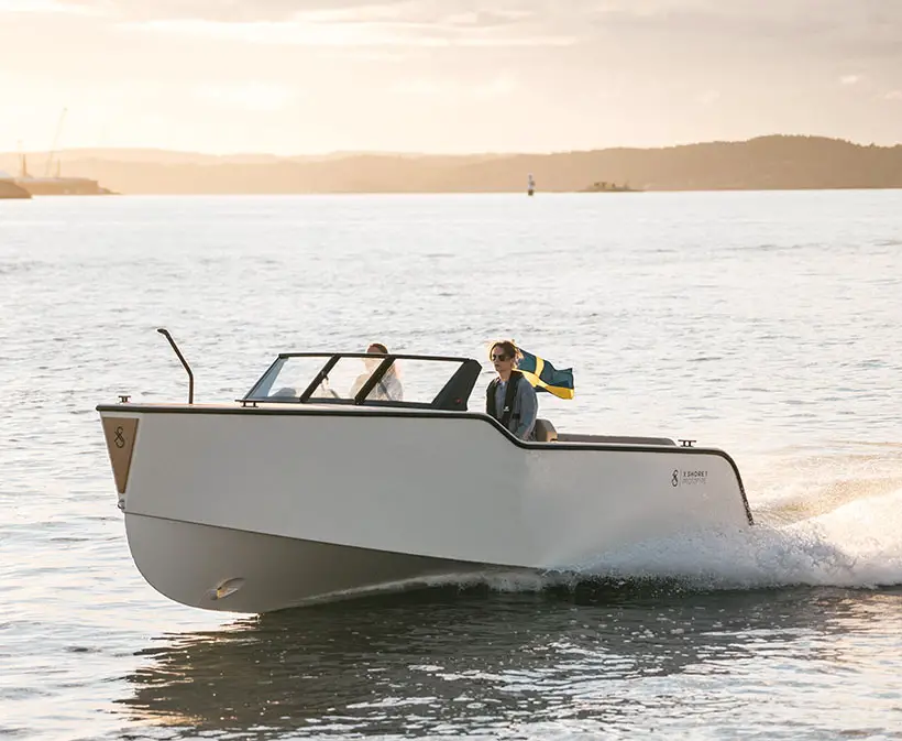 X-Shore 1 Electric Daycruiser Boat