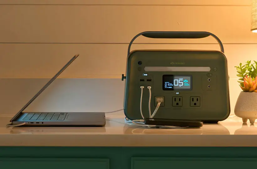 Yoshino Portable Power Station by FuseProject