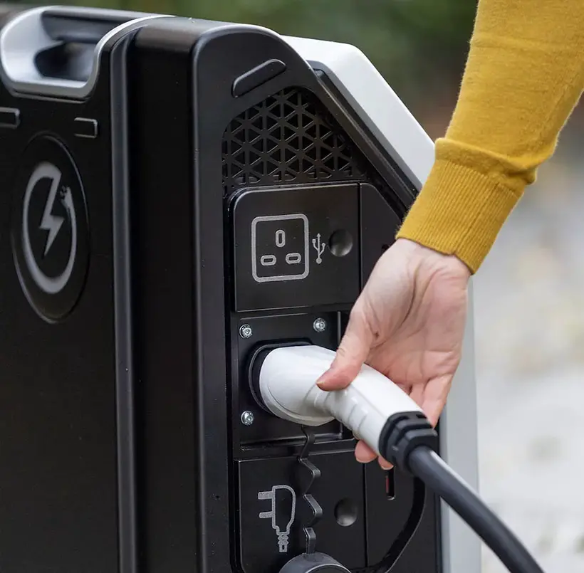 ZipCharge Go Is Like a Powerbank for Your EV